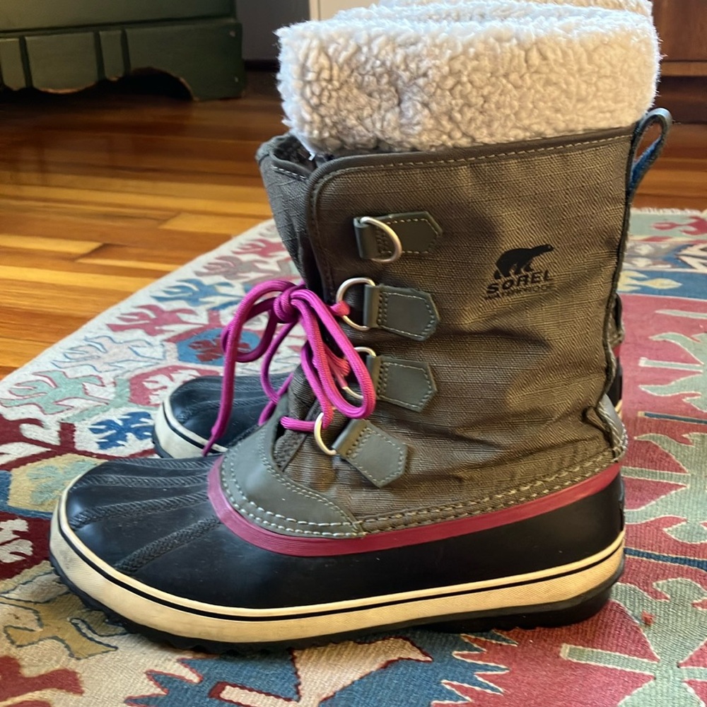 Sorel winter boots, good used condition!